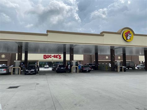 gas price buc ee's daytona beach